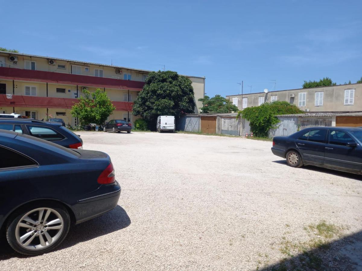 Apartman Zara Εξωτερικό φωτογραφία